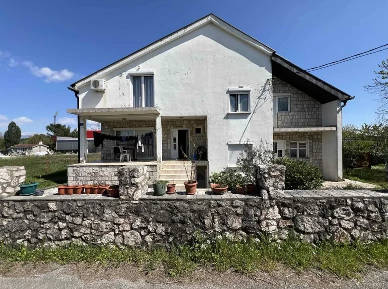 Dom  Podgorica, Czarnogóra