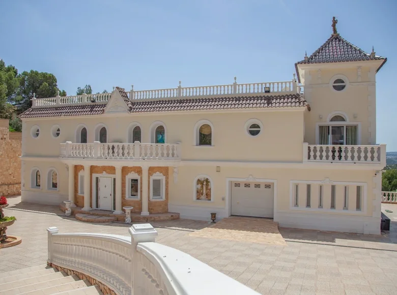 6 bedroom villa 829 m² Altea, Spain