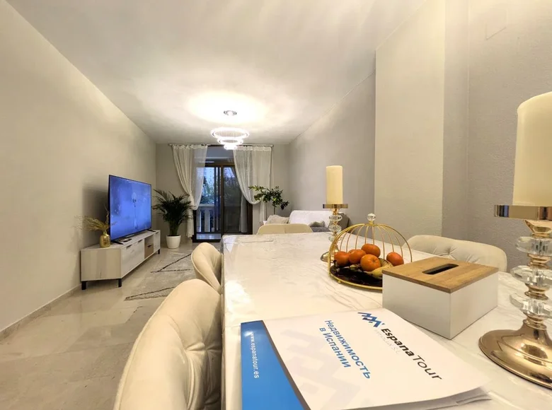 Mieszkanie 3 pokoi 120 m² Benidorm, Hiszpania