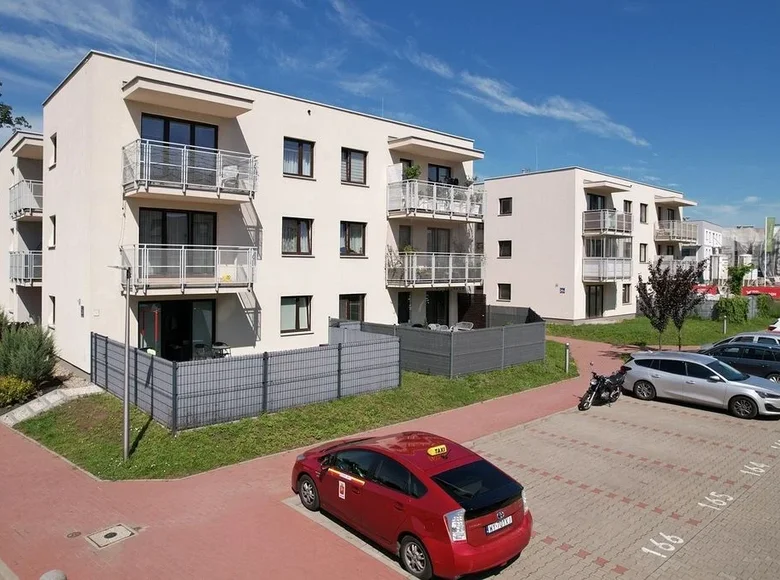 Propiedad comercial 69 m² en Varsovia, Polonia