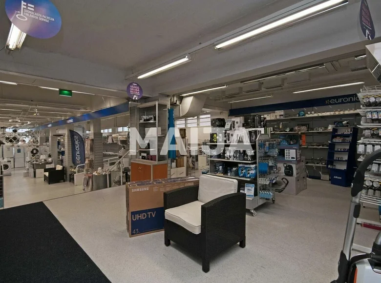 Restaurant 467 m² in Kemi, Finland