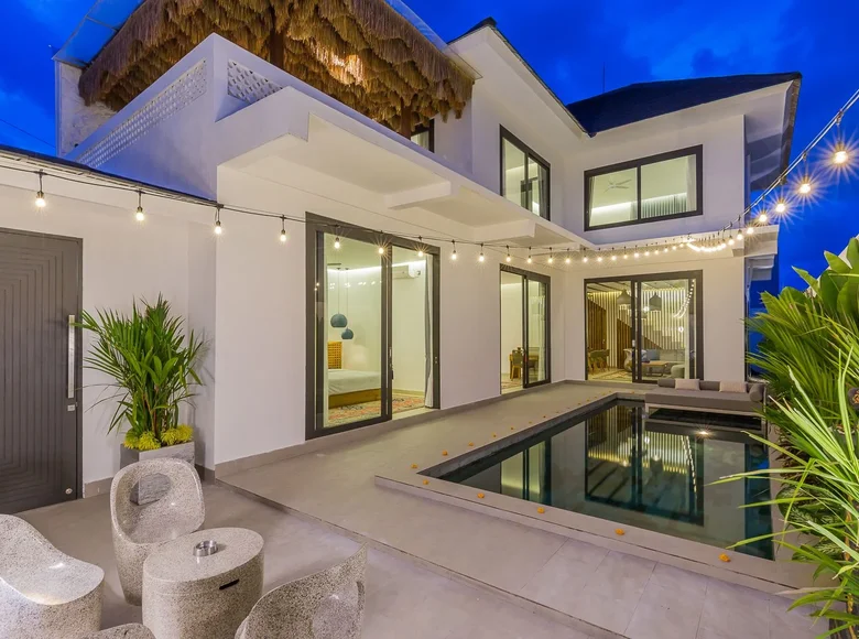 Вилла 3 спальни 285 м² Kerobokan Kelod, Индонезия