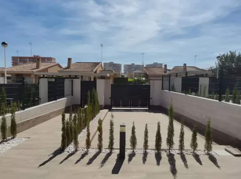 4-Schlafzimmer-Villa 153 m² Cartagena, Spanien