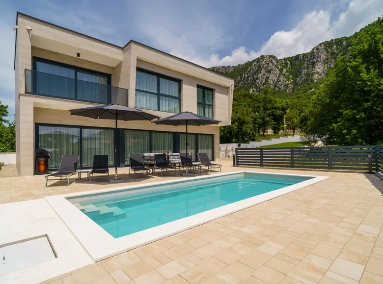 3 bedroom villa 170 m² Crikvenica, Croatia