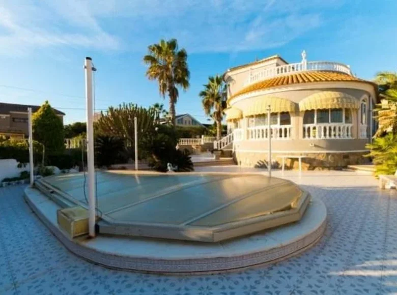 3 bedroom villa 146 m² La Mata, Spain