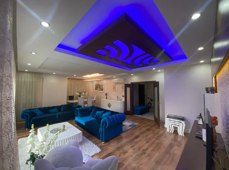 Квартира 4 спальни 180 м² Средиземноморский регион, Турция