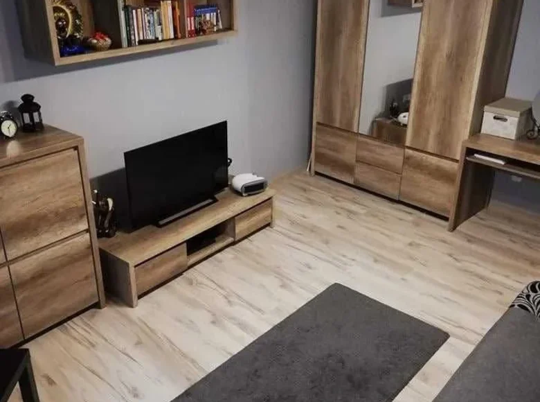 Wohnung 1 zimmer 35 m² in Breslau, Polen