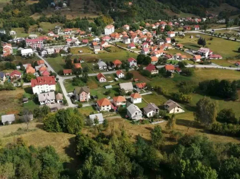 Atterrir  Kolašin, Monténégro
