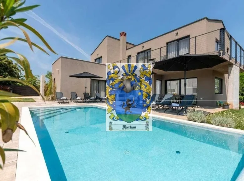 4 bedroom Villa 160 m² Grad Porec, Croatia