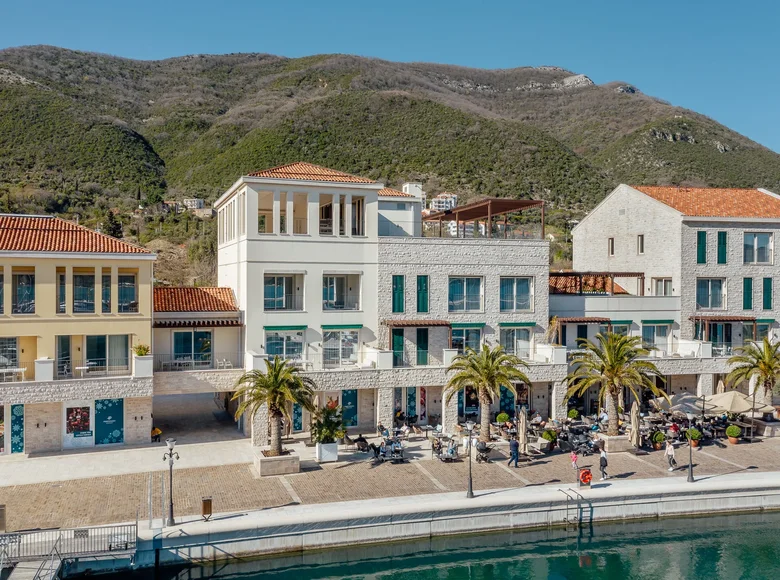 Mieszkanie 6 pokojów 189 m² Kumbor, Czarnogóra