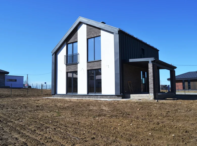 Cottage 155 m² Smalyavichy, Belarus