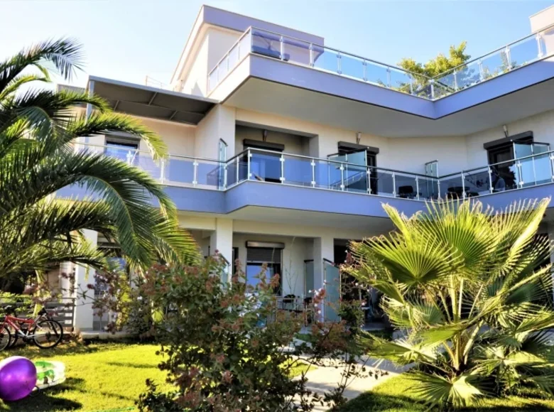 Hotel 890 m² en Nikiti, Grecia