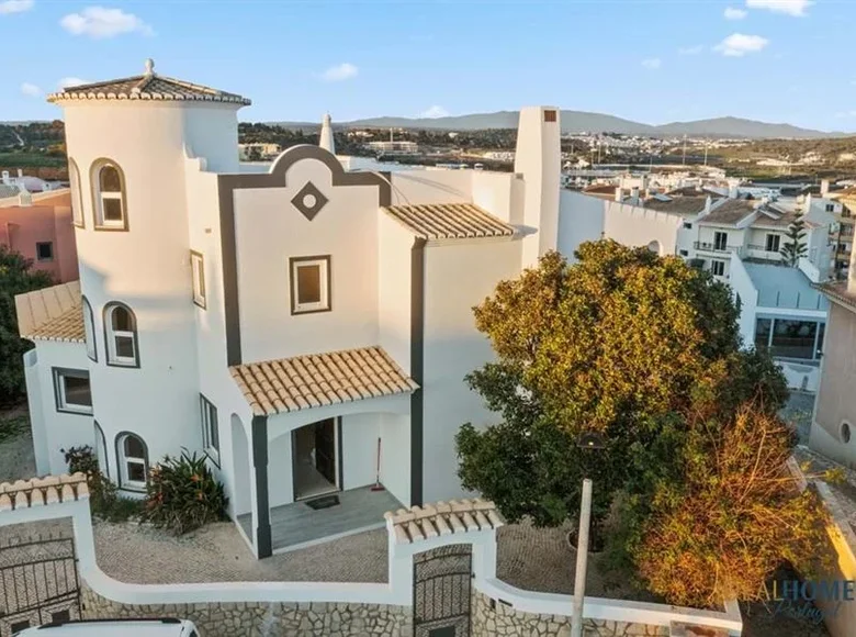4-Schlafzimmer-Villa 314 m² Lagos, Portugal