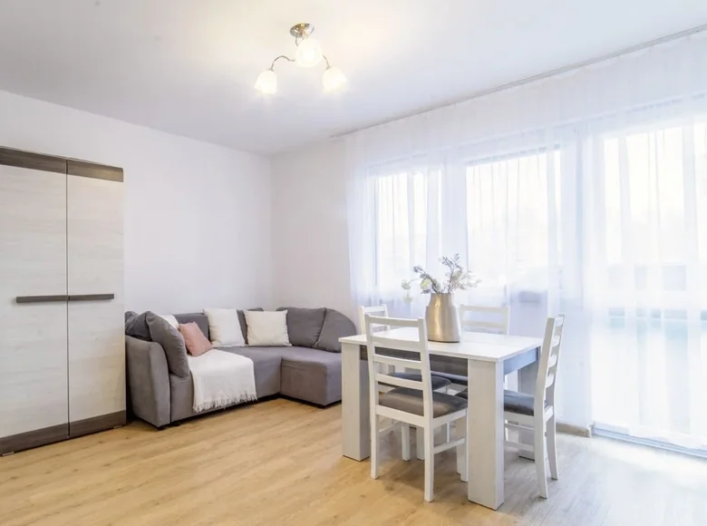 Квартира 2 комнаты 39 м² Варшава, Польша