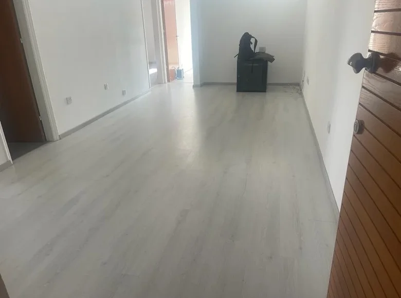 Офис  в муниципалитете Ларнака, Кипр