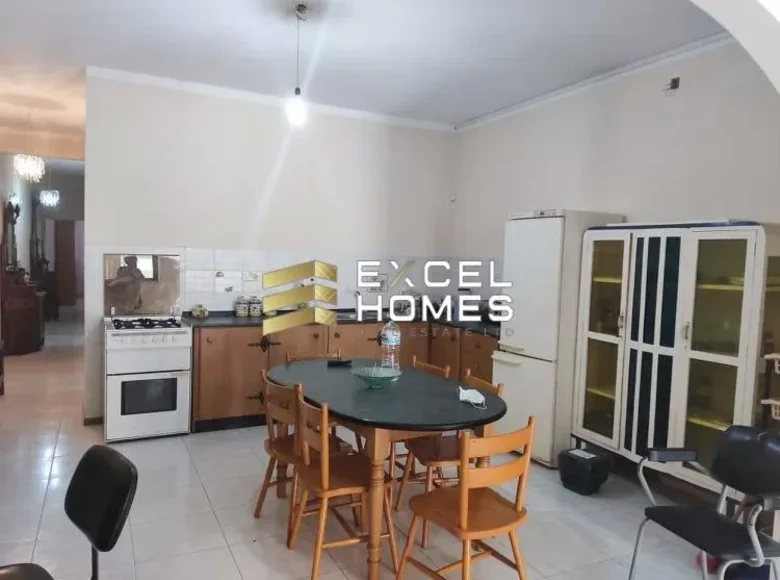 Mieszkanie 3 pokoi  Gzira, Malta