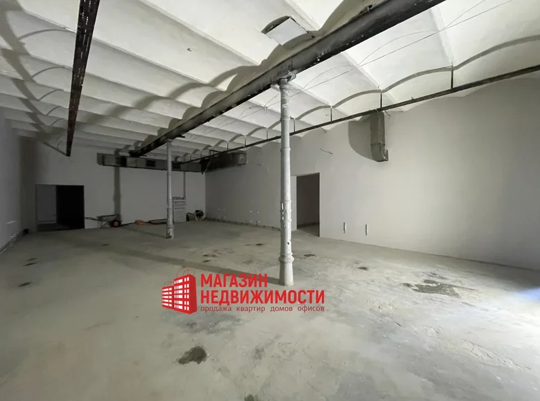 Commercial property 1 000 m² in Hrodna, Belarus