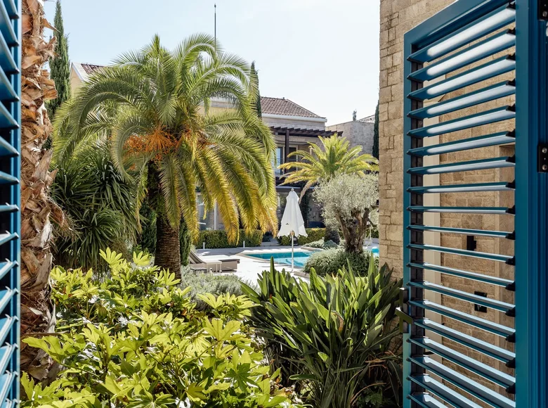 Wohnung 4 zimmer 275 m² Kumbor, Montenegro