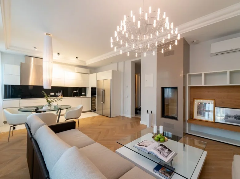 2 bedroom apartment 101 m² Riga, Latvia