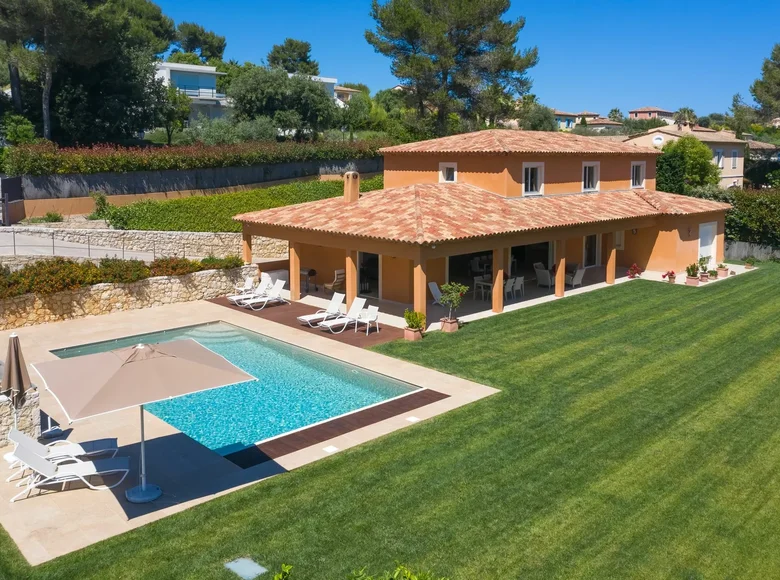 6 bedroom villa 260 m² Biot, France