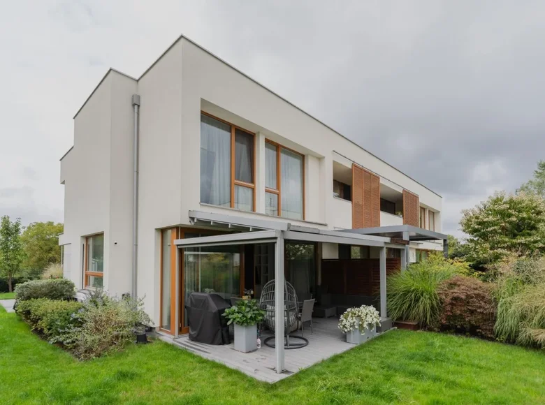 Dom 146 m² w Warszawa, Polska