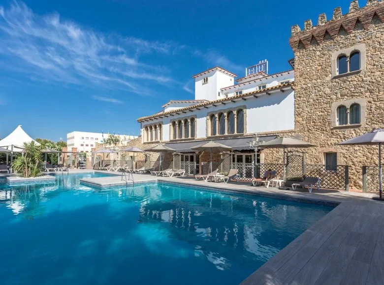 Gewerbefläche 6 515 m² Castello dEmpuries, Spanien