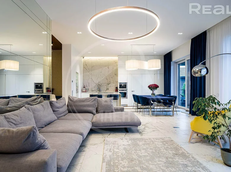 House 381 m² Chaciezynski sielski Saviet, Belarus