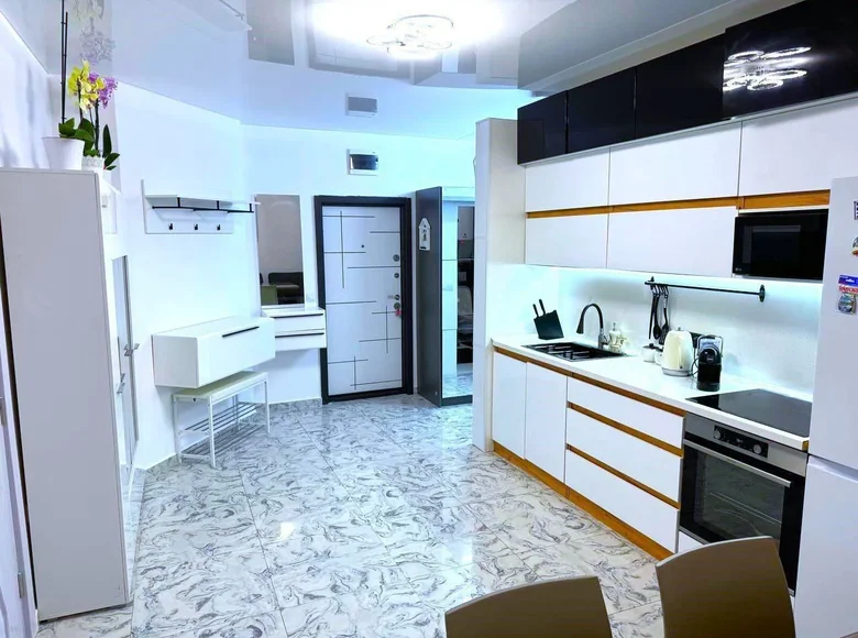 Mieszkanie 3 pokoi 88 m² Bułgaria, Bułgaria