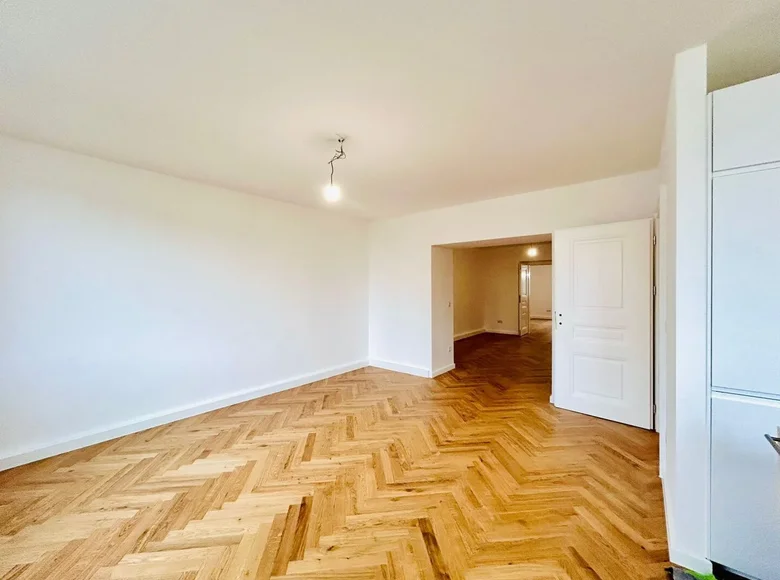 4 room apartment  Vienna, Austria