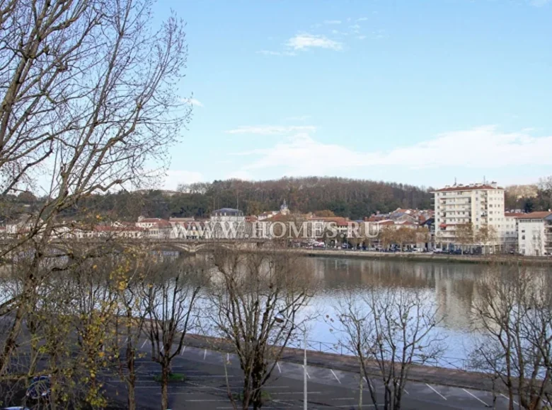 Apartamento 2 habitaciones 197 m² Tranzault, Francia