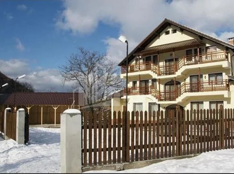 Коммерческое помещение 326 м² Тбилиси, Грузия