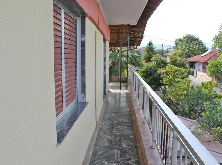Mieszkanie 2 pokoi 200 m² Vrondou, Grecja