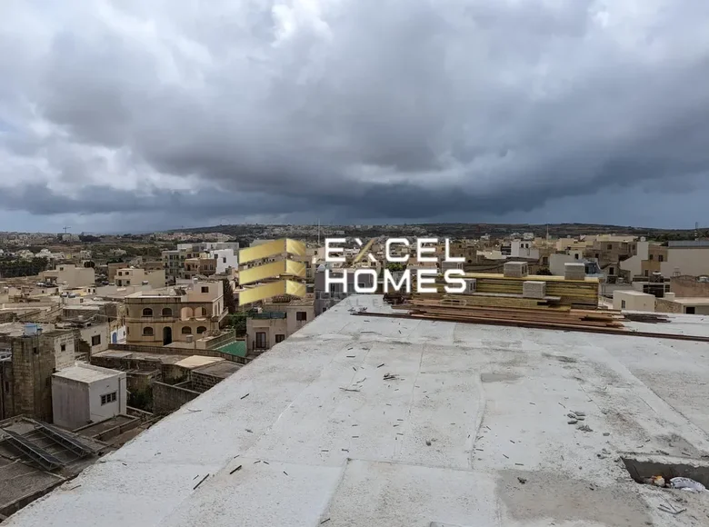 Пентхаус 2 спальни  Kercem, Мальта