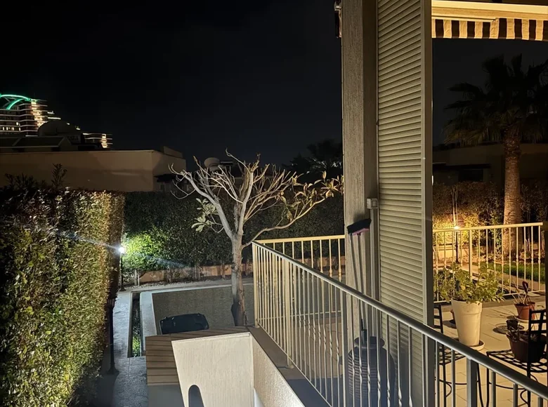 Haus 4 Schlafzimmer 375 m² Limassol, Zypern