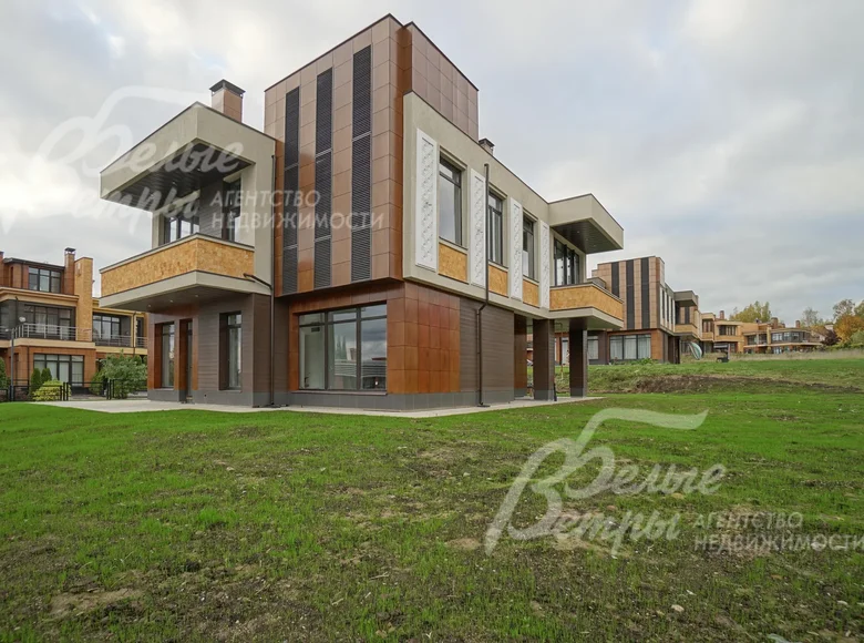 7 room house 328 m² Central Federal District, Russia