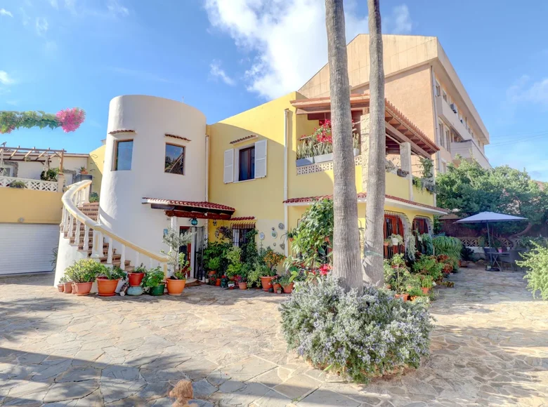 Квартира 3 спальни 141 м² Cala Fornells, Испания