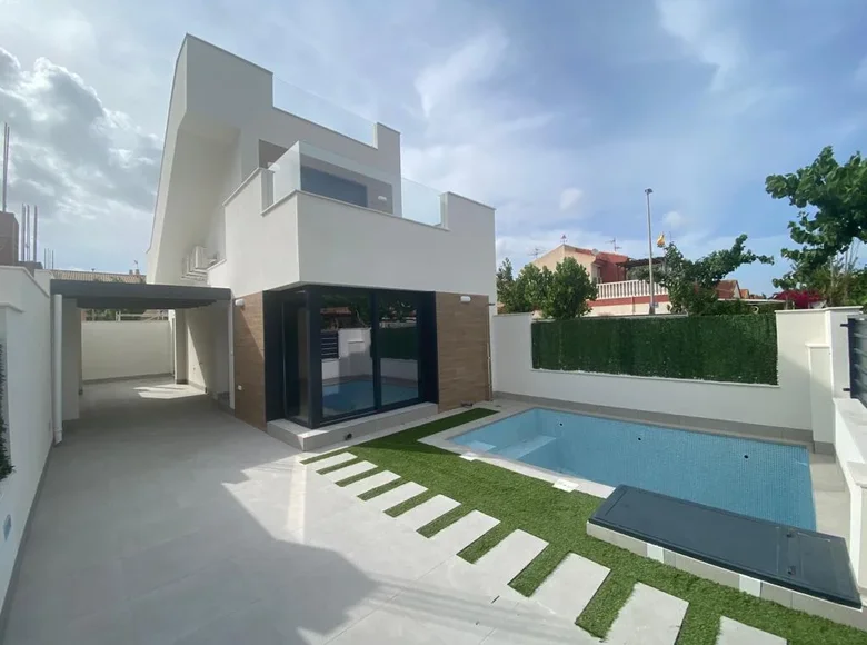 3-Schlafzimmer-Villa 114 m² Los Alcazares, Spanien