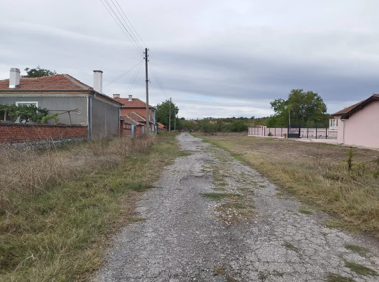 Земельные участки  Elhovo, Болгария