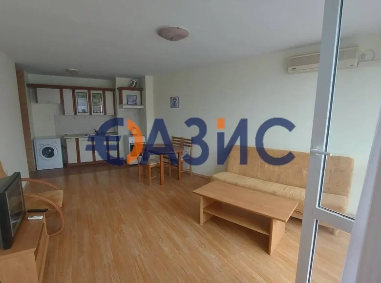 Квартира 3 спальни 107 м² Святой Влас, Болгария