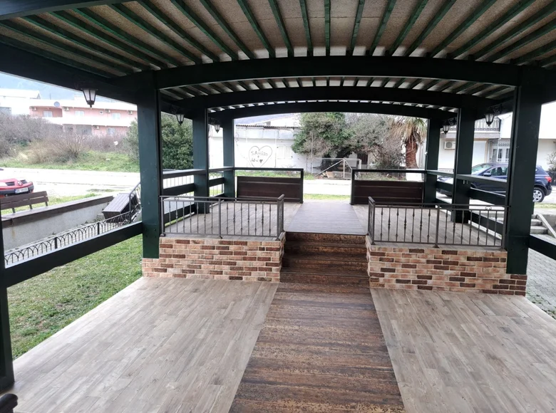 Restaurant 120 m² in Sutomore, Montenegro