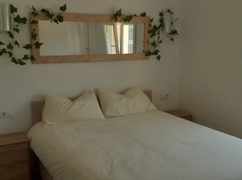 3-Schlafzimmer-Villa 198 m² lAlfas del Pi, Spanien