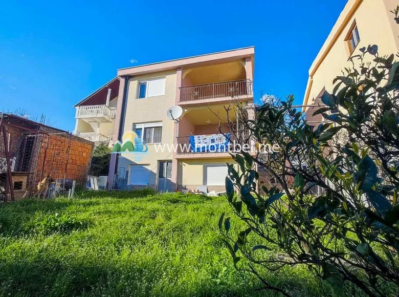 7 bedroom house 210 m² Bar, Montenegro