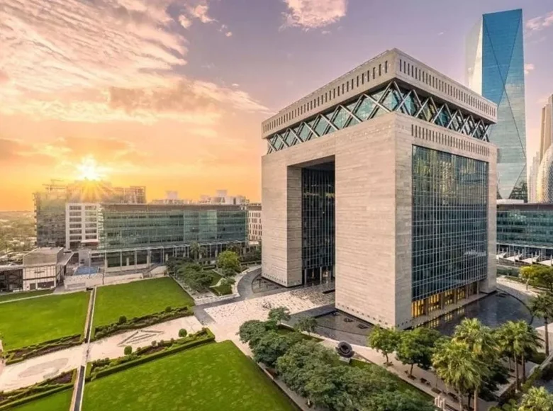 Mieszkanie 1 pokój 695 m² Dubaj, Emiraty Arabskie