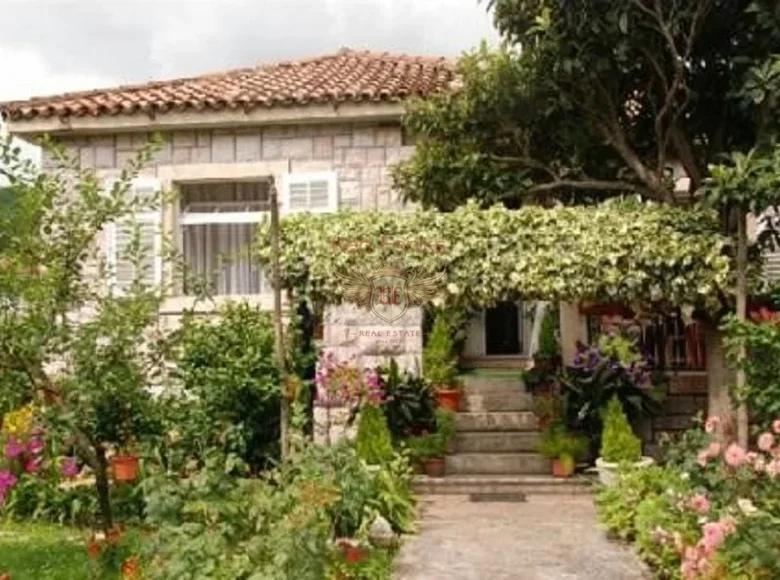 Casa 3 habitaciones 113 m² Josice, Montenegro