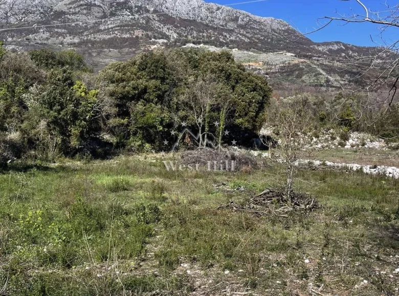 Parcelas  Dobra Voda, Montenegro