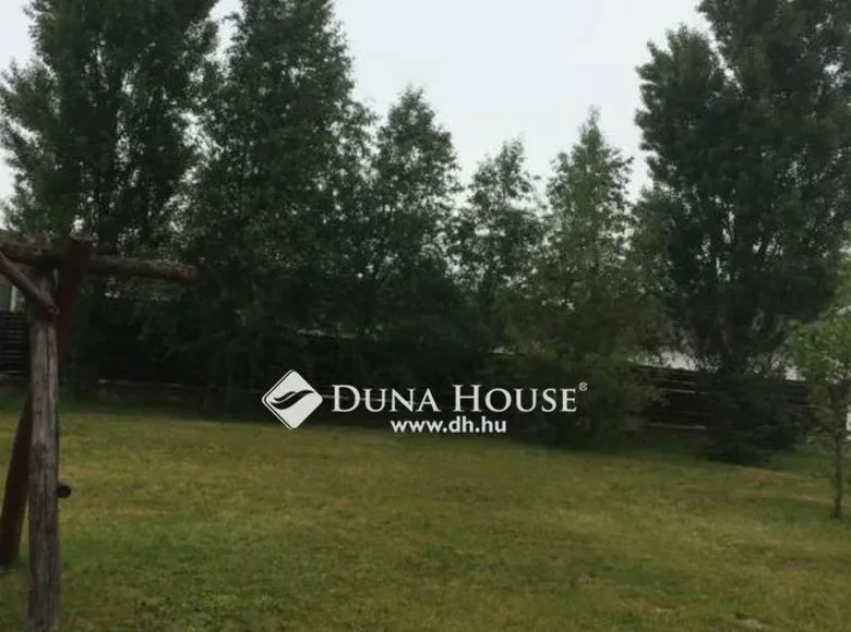 Propriété commerciale 54 503 m² à Szarvaskend, Hongrie