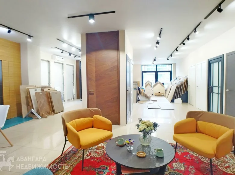 Shop 1 room 130 m² in Minsk, Belarus