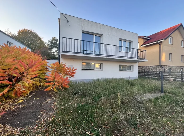 Квартира 206 м² Мурована-Гослина, Польша