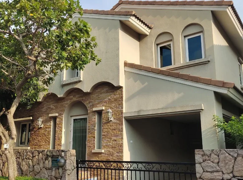 Вилла 2 спальни 190 м² Huai Yai, Таиланд