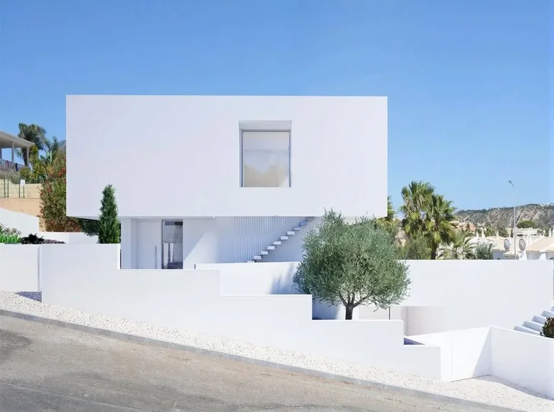 3 bedroom house 178 m² Luz, Portugal
